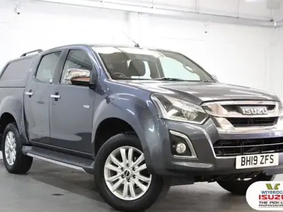 Used Isuzu D-Max 165 HP (121 kW) 2020 Cabriolet
