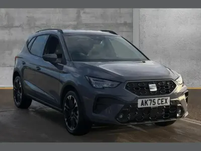 Used Seat Arona FR Sport 115 HP (84 kW) 2025 Metallic  graphene grey SUV