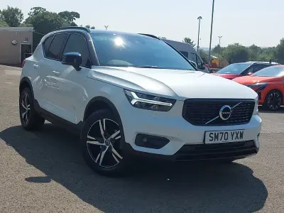 Used Volvo XC40 R-Design 163 HP (119 kW) 2021 White SUV