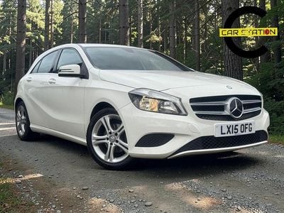 Begagnad Mercedes A180 Sport Edition 122 HK (89 kW) 2015 Vit Halvkombi