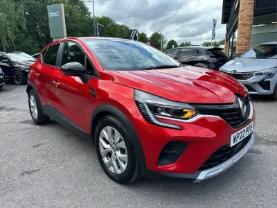 Used Renault Captur Iconic 143 HP (105 kW) 2022 Red  SUV