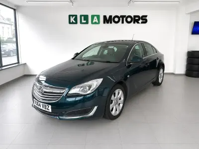 Used Vauxhall Insignia 163 HP (119 kW) 2015 Green Hatchback