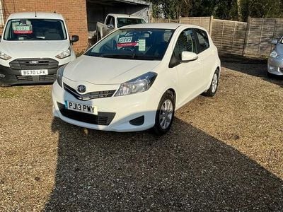 Used 2013 Toyota Yaris | £5,995 (Fair price)