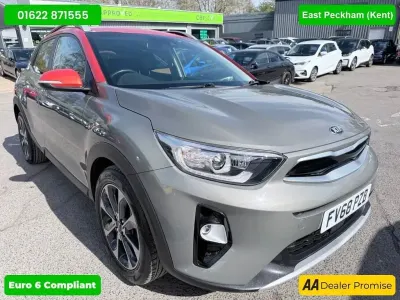 Usado Kia Stonic 118 HP (86 kW) 2018 Cinzento SUV