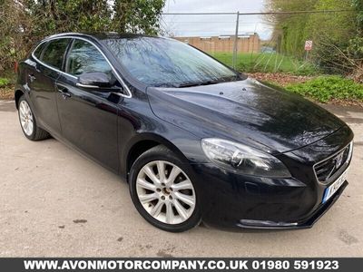 used Volvo V40 1.6 D2 SE LUX NAV 5d 113 BHP