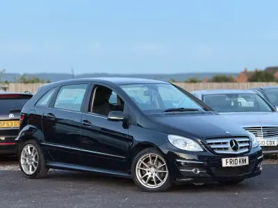 Used Mercedes B180 2010 Black MPV