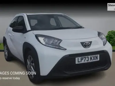 Used Toyota Aygo X PURE 72 HP (52 kW) 2025 SUV