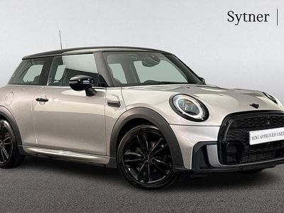 Begagnad Mini Cooper Hatch 134 HK (98 kW) 2023 Silver Halvkombi