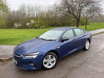 Used Vauxhall Insignia Sport 122 HP (89 kW) 2020 Blue Hatchback