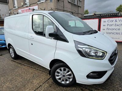 Used Ford Transit Custom Limited 130 HP (95 kW) 2019 White Van