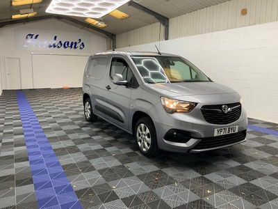 Used Vauxhall Combo 100 HP (73 kW) 2021 Grey MPV