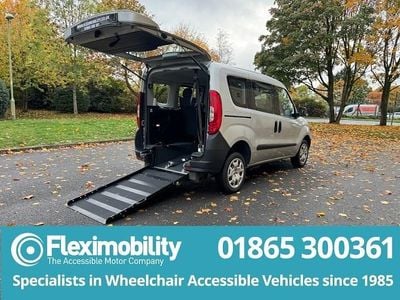 Used Fiat Doblò Pop 95 HP (69 kW) 2017 Silver MPV