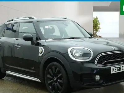 Used Mini Cooper S Countryman 224 HP (164 kW) 2019 Black SUV