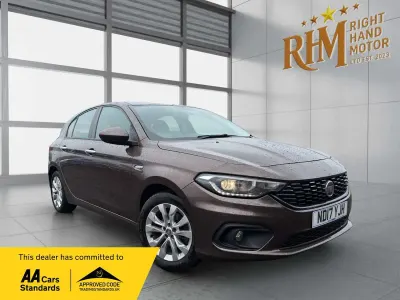 Used Fiat Tipo Easy Plus 2017 Bronze Hatchback