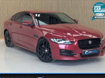 Used Jaguar XE Ingenium 200 HP (147 kW) 2018 Red Sedan