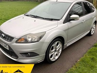 Used Ford Focus Zetec 125 HP (91 kW) 2009 Silver Hatchback