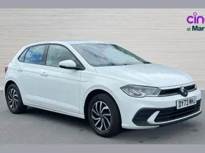 Used VW Polo Life 95 HP (69 kW) 2023 White Hatchback