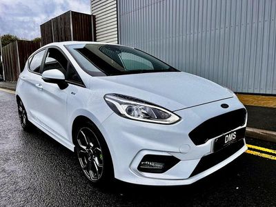 Begagnad Ford Fiesta ST-Line 125 HK (91 kW) 2019 Vit Halvkombi