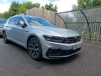 Used VW Passat GTE 218 HP (160 kW) 2023 Silver Estate