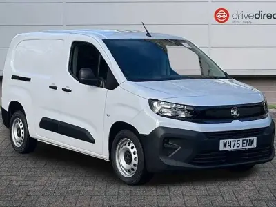 Nouă Vauxhall Combo S 100 CP (73 kW) 2025 Alb Monovolum