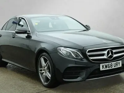 Begagnad Mercedes E350 AMG line 2018 Svart Sedan