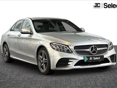 Begagnad Mercedes C200