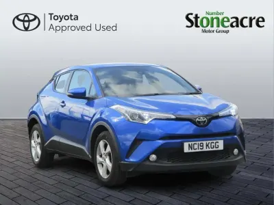 Begagnad Toyota C-HR 116 HK (85 kW) 2019 Blå SUV