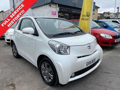 Toyota iQ