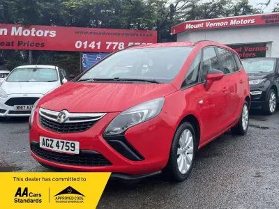 Used Vauxhall Zafira Design Edition 140 HP (102 kW) 2016 Red MPV