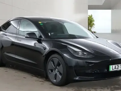 Używany Tesla Model 3