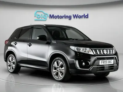Gebraucht Suzuki Vitara SZ-T 112 PS (82 kW) 2019 Schwarz SUV