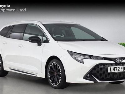 Pure white Used 2022 Toyota Corolla Sport Estate | £22,000 (Fair price)