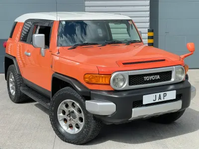 Używany Toyota Land Cruiser 2013 Pomarańczowy Sedan/Limuzyna