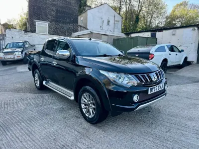 Second-hand Mitsubishi L200 2017 Negru Pickup