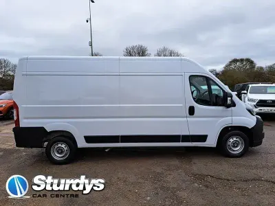 Używany Vauxhall Movano 138 KM (101 kW) 2024 Biały