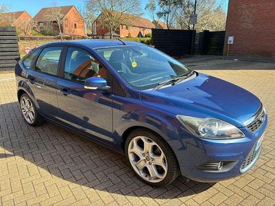 Used Ford Focus Titanium 134 HP (98 kW) 2010 Blue Hatchback