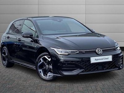 Second-hand VW Golf VIII R-line 150 CP (110 kW) 2025 Negru Hatchback