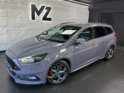 Used Ford Focus ST 185 HP (136 kW) 2016 Grey Estate