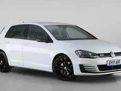 Used VW Golf VII GTD 184 HP (135 kW) 2016 White Hatchback