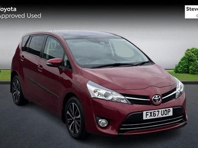 Usado Toyota Verso Design 147 HP (108 kW) 2017 Monovolume