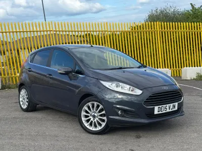 Usado Ford Fiesta Titanium X 2015 Cinzento Citadino