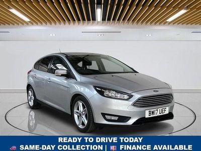 Used Ford Focus Zetec 120 HP (88 kW) 2017 Silver Hatchback