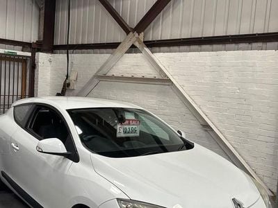 Used Renault Mégane III Expression 110 HP (80 kW) 2010 Coupe