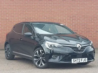 Used Renault Clio Techno 90 HP (66 kW) 2022 Black Hatchback