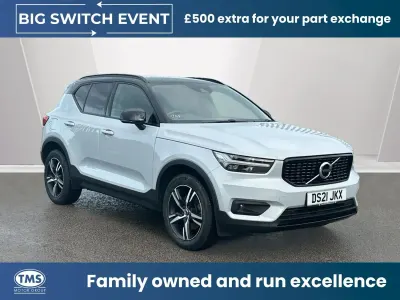 Usado Volvo XC40 R-Design 197 CV (144 kW) 2021 Plateado SUV