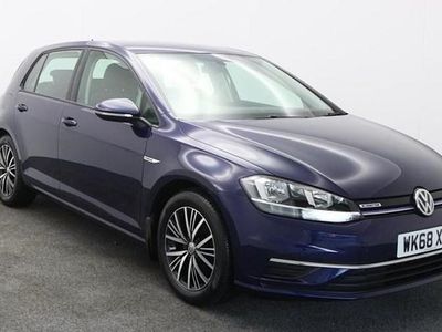 Blue Used 2018 VW Golf VII SE Hatchback | £15,499 (Fair price)