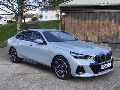 Usado BMW 550e M Sport 482 CV (354 kW) 2024 Gris