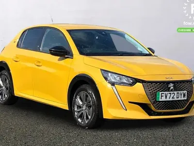 Used Peugeot e-208 Allure+ 100 kW (136 HP) 2022 Yellow Hatchback