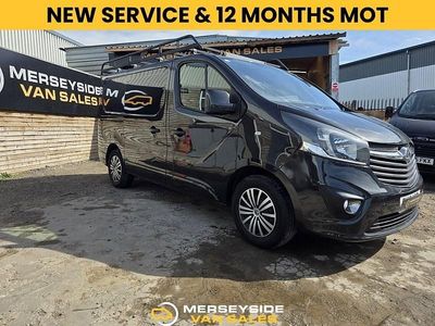 Używany Vauxhall Vivaro Sportive 125 KM (91 kW) 2018 Czarny