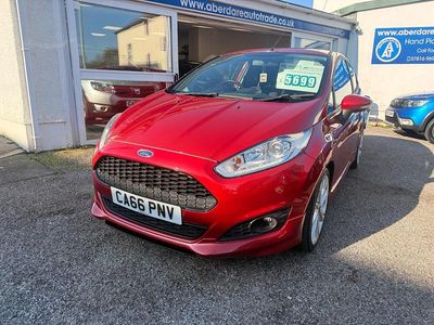 Used Ford Fiesta Zetec 140 HP (102 kW) 2017 Red Hatchback